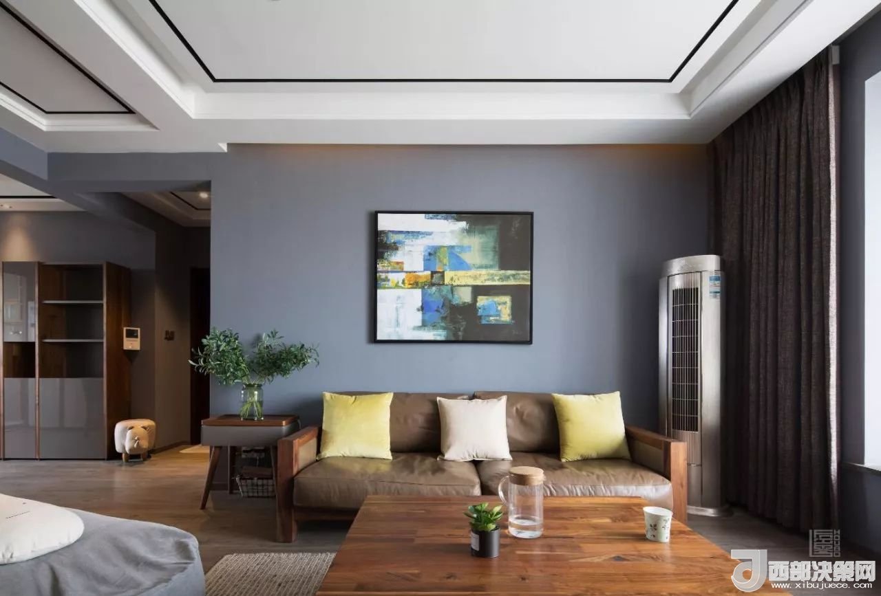 沙發(fā)背景墻選對裝飾畫，才能美了整個客廳空間！