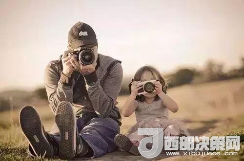 “曾子殺豬”故事在前，最近又有《父母說好考了90分就去看海，被爽約后女孩離家出走》新聞在后。父母如果自己的行為“打臉”了，又怎么能在孩子面前掌握教育的主動權。