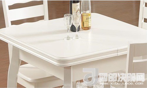 喜歡白色餐桌 但椅子該如何搭配？