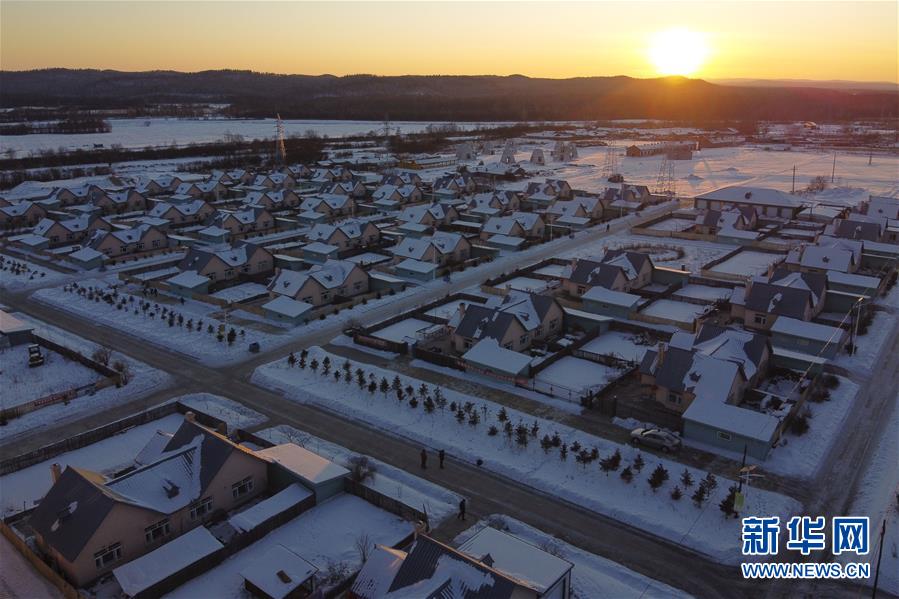(新華全媒頭條·圖文互動(dòng))(2)中國(guó)東北角脫貧紀(jì)實(shí)