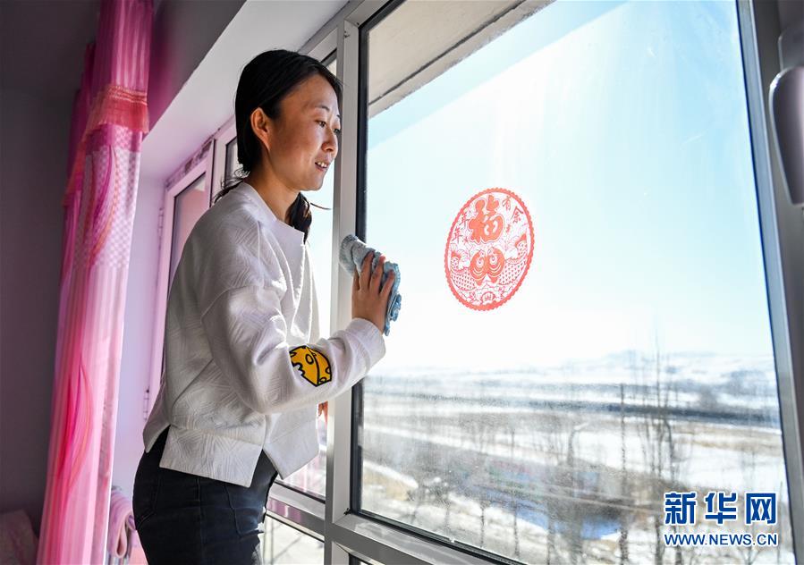 (新華全媒頭條·圖文互動)(7)內蒙古貧困旗縣全部“摘帽”