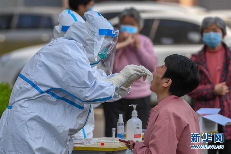 （新華全媒頭條·兩會精神看落實·圖文互動）（5）整體謀劃、系統(tǒng)升級、全面提升——落實全國兩會精神織牢織密公共衛(wèi)生防護網(wǎng)