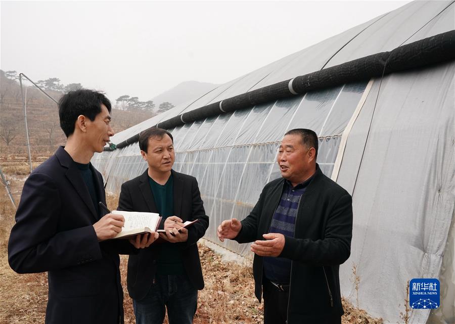 （新華全媒頭條·圖文互動）（2）堅定執(zhí)著打好黨風(fēng)廉政建設(shè)和反腐敗斗爭攻堅戰(zhàn)持久戰(zhàn)——從十九屆中央紀委六次全會看全面從嚴治黨向縱深推進