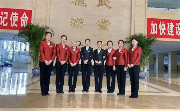 追夢——優(yōu)秀畢業(yè)生風采